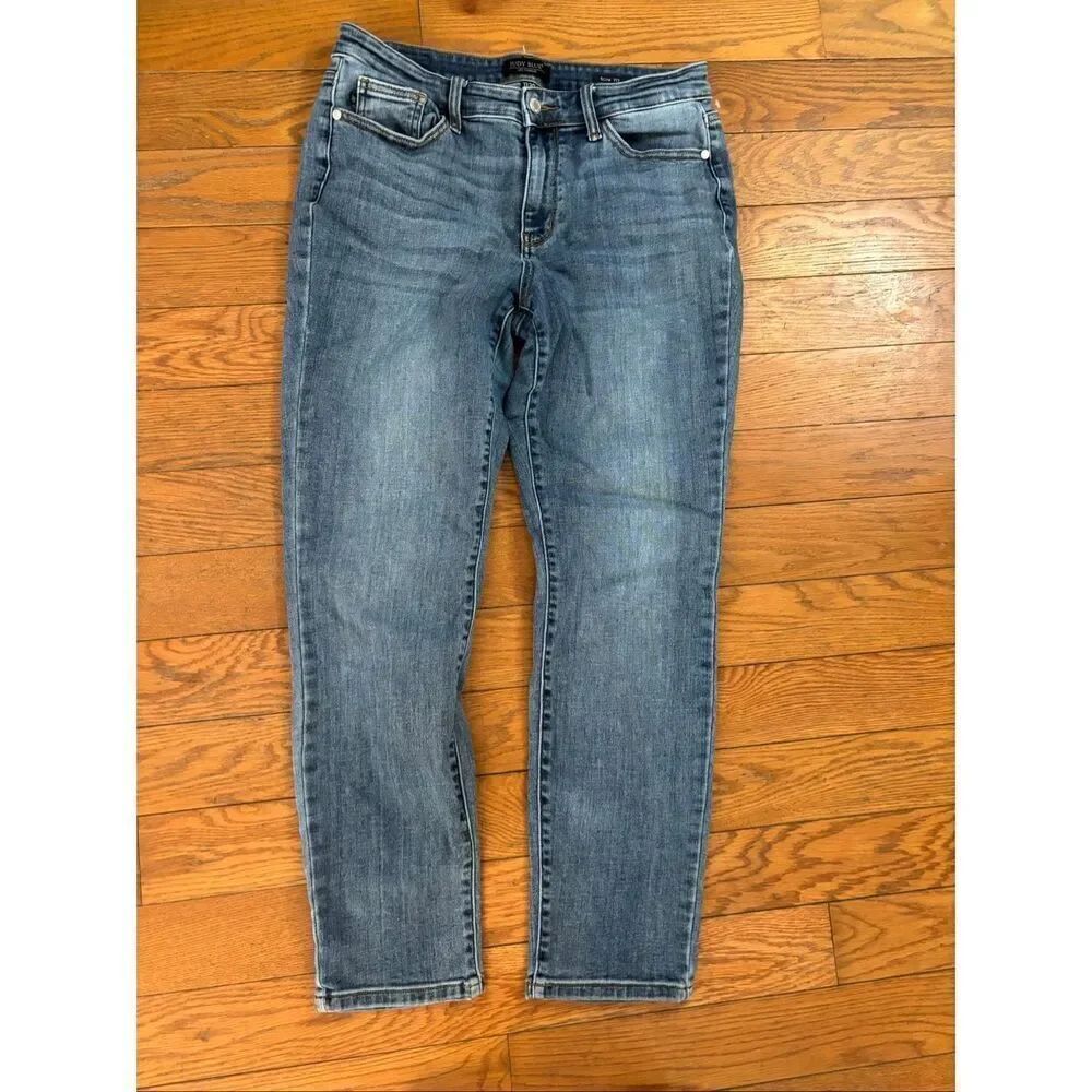 Judy Blue Slim Jeans